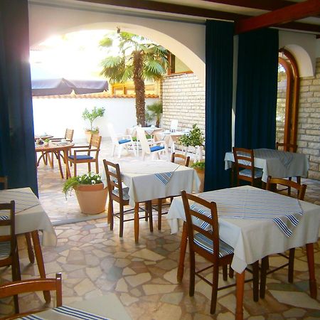 Bed & Breakfast Pansion Rade Hotel Pirovac Exterior photo